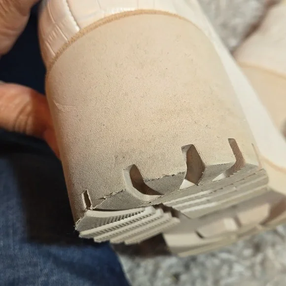 Dolce Vita Huey Boot in Ivory Crocodile Size 8.5 - Picture 10 of 10